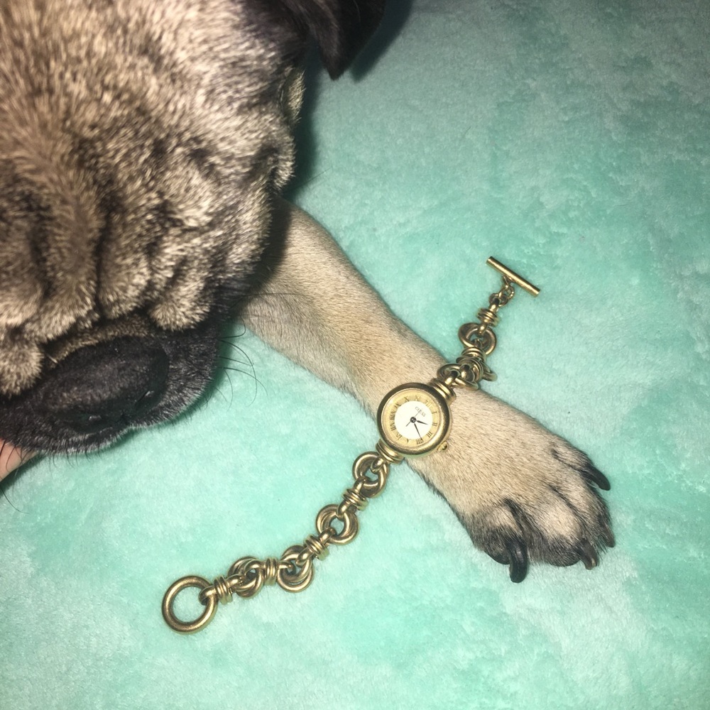 Gold chain Guess ladies watch
